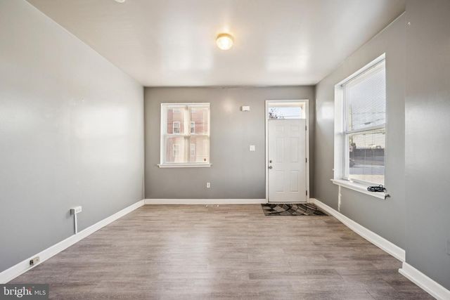 138 N KING ST, Gloucester City, NJ 08030