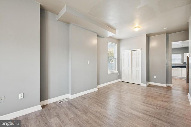 138 N KING ST, Gloucester City, NJ 08030