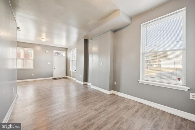 138 N KING ST, Gloucester City, NJ 08030