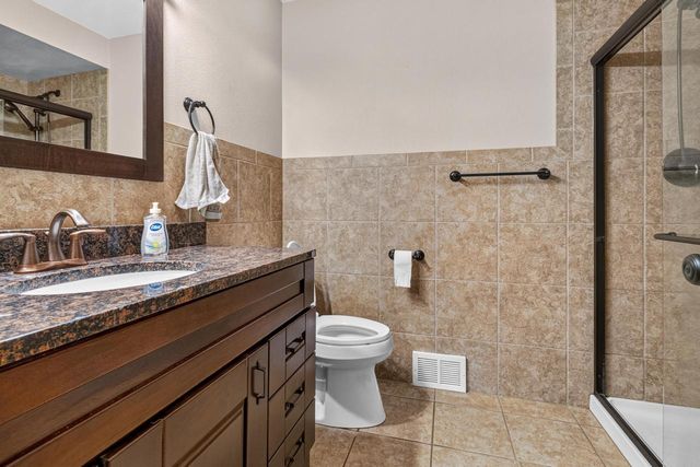 W222N8351 Plainview PARKWAY, Sussex, WI 53089