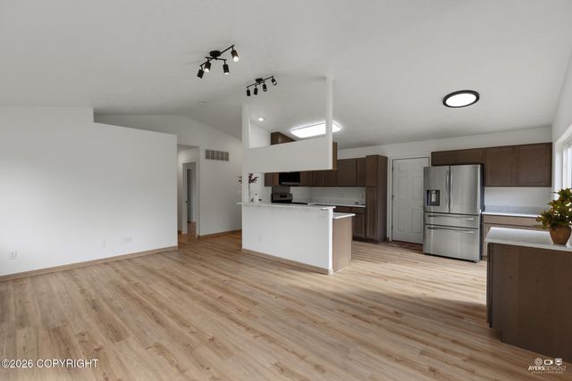 530 W Riverview Avenue, Soldotna, AK 99669