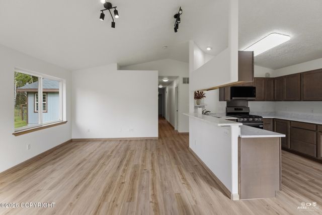 530 W Riverview Avenue, Soldotna, AK 99669