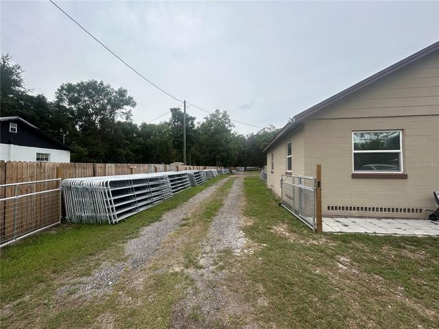 18133 US HIGHWAY 41, Spring Hill, FL 34610
