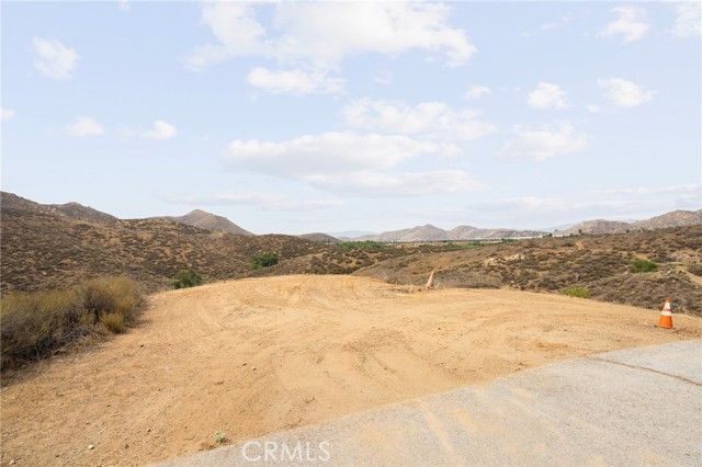 23900 Fellow Way, Perris, CA 92570