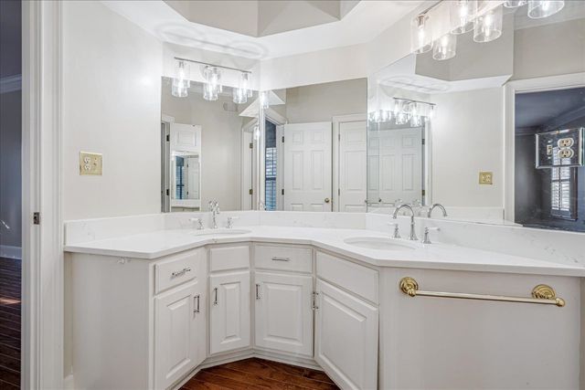 4821 S KINGSGATE PL, Memphis, TN 38117