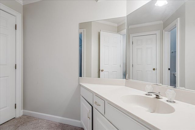 4821 S KINGSGATE PL, Memphis, TN 38117