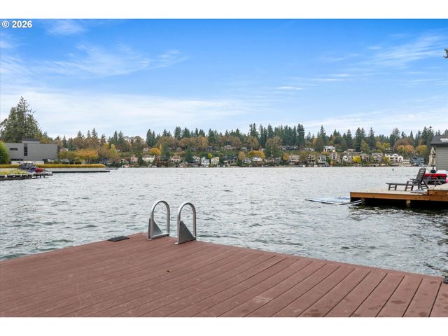 16871 GREENBRIER Rd, Lake Oswego, OR 97034