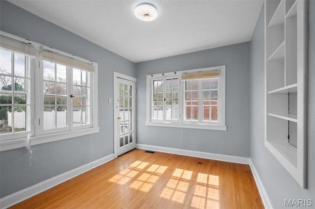 4755 Seibert Avenue, St Louis, MO 63123