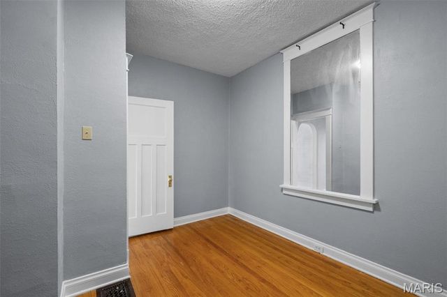 4755 Seibert Avenue, St Louis, MO 63123