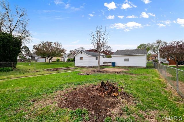 4755 Seibert Avenue, St Louis, MO 63123