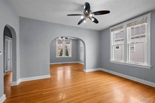 4755 Seibert Avenue, St Louis, MO 63123