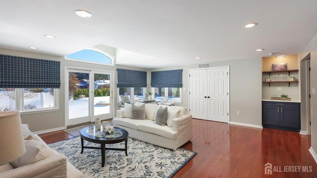 70 Connor Avenue, Metuchen, NJ 08840