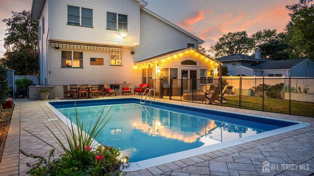 70 Connor Avenue, Metuchen, NJ 08840