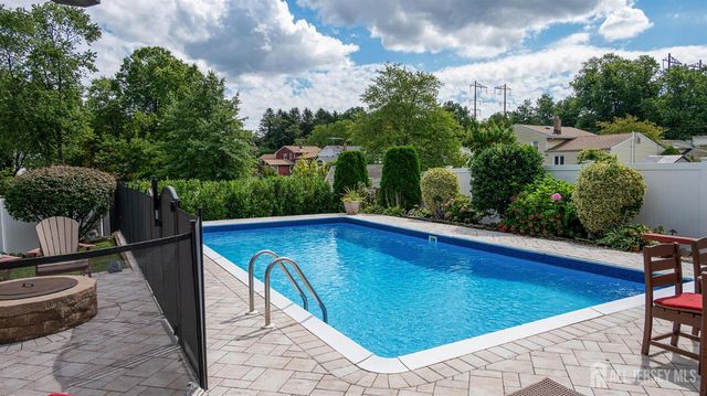 70 Connor Avenue, Metuchen, NJ 08840