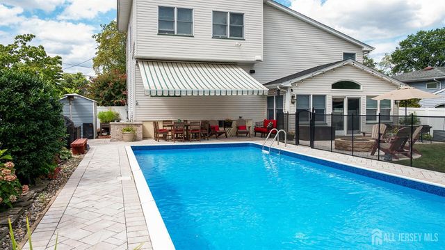 70 Connor Avenue, Metuchen, NJ 08840