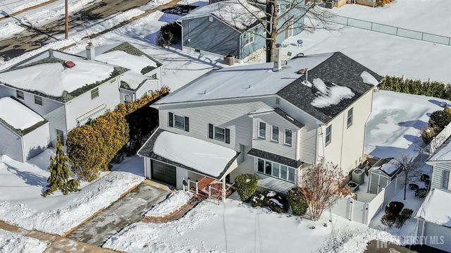 70 Connor Avenue, Metuchen, NJ 08840