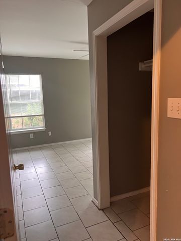 114 STERLING ST, San Antonio, TX 78220