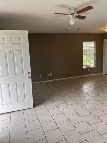 114 STERLING ST, San Antonio, TX 78220