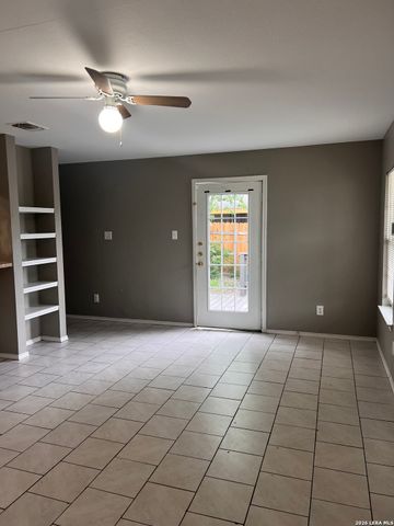 114 STERLING ST, San Antonio, TX 78220