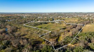 308 Oakhaven Lane, Fredericksburg, TX 78624