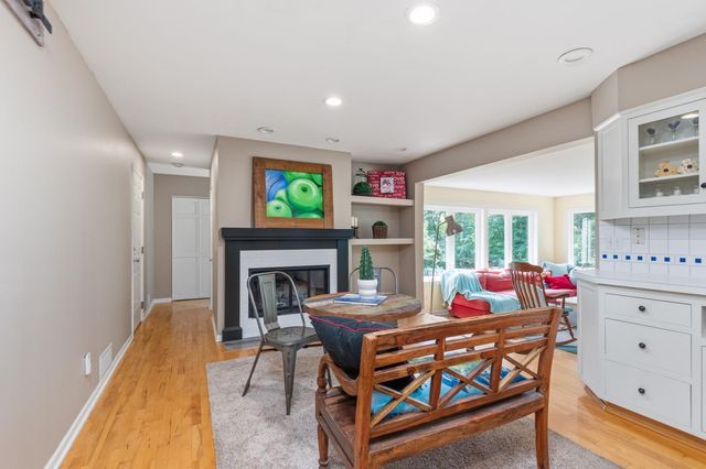 2530 Old Beach Road, Wayzata, MN 55391