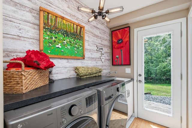 2530 Old Beach Road, Wayzata, MN 55391