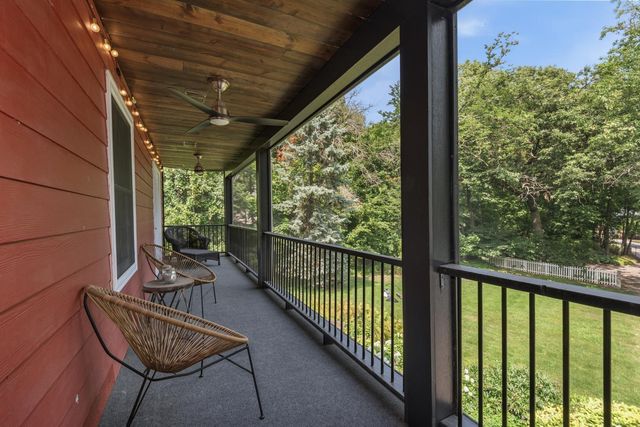 2530 Old Beach Road, Wayzata, MN 55391