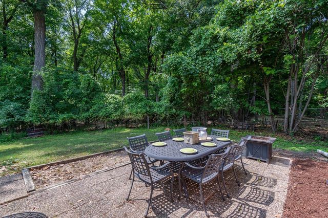 2530 Old Beach Road, Wayzata, MN 55391