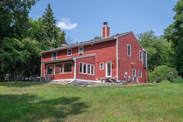 2530 Old Beach Road, Wayzata, MN 55391