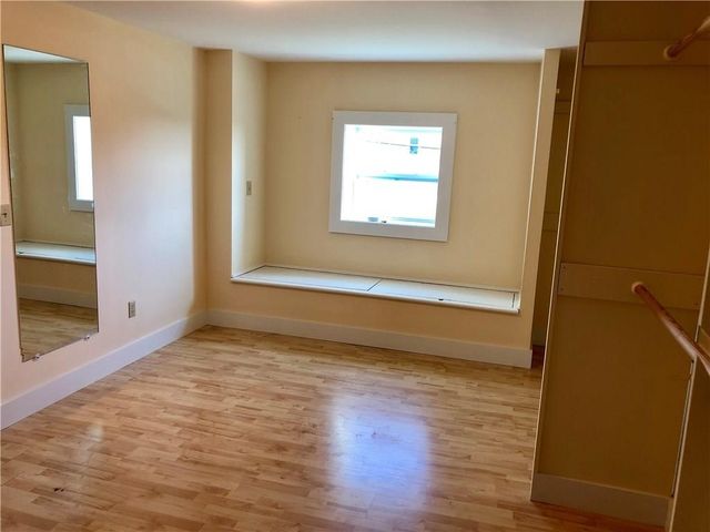 16 Clearview Avenue D, Portsmouth, RI 02871