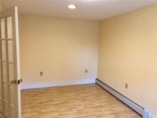 16 Clearview Avenue D, Portsmouth, RI 02871