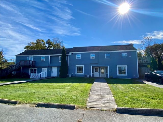 16 Clearview Avenue D, Portsmouth, RI 02871