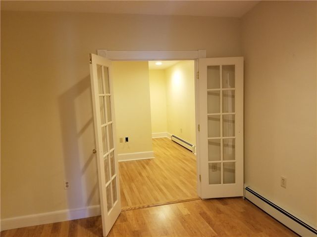 16 Clearview Avenue D, Portsmouth, RI 02871