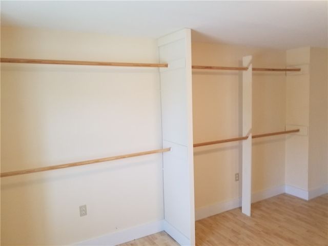 16 Clearview Avenue D, Portsmouth, RI 02871