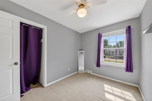 9818 Roseland Street, Livonia, MI 48150