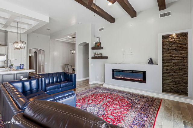 7462 WOODEN NICKEL Drive, El Paso, TX 79911