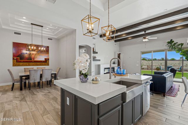 7462 WOODEN NICKEL Drive, El Paso, TX 79911