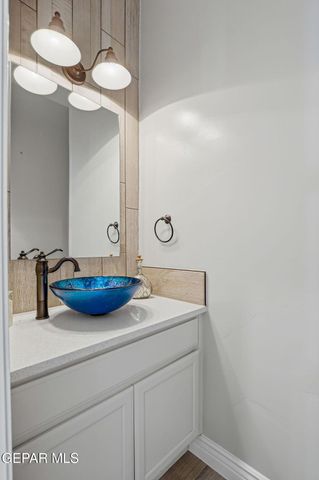 7462 WOODEN NICKEL Drive, El Paso, TX 79911