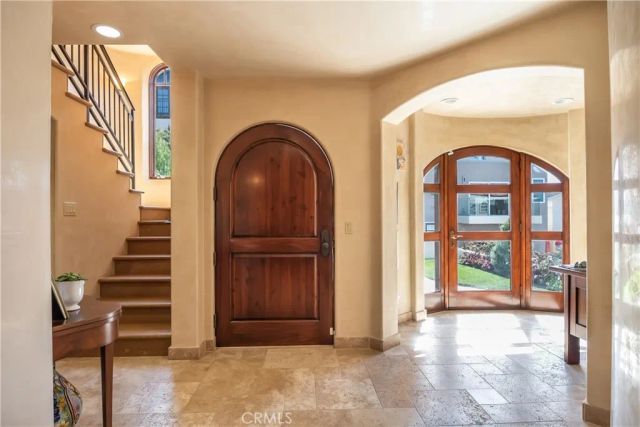 221 30th Street, Manhattan Beach, CA 90266