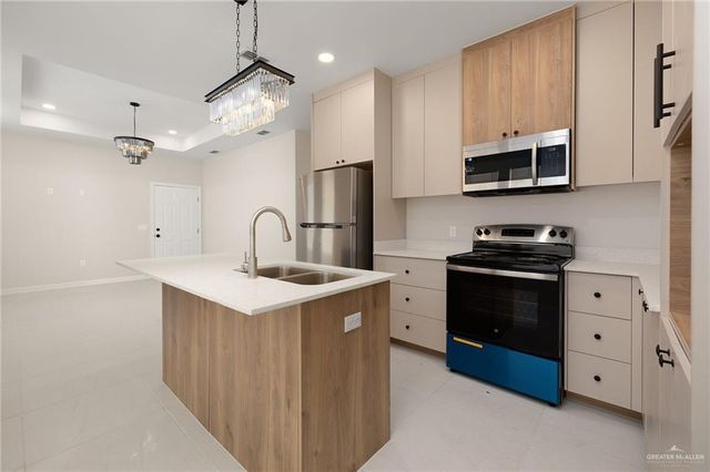 4305 Heron Avenue 7, Mcallen, TX 78504