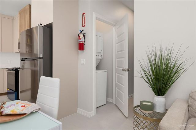 4305 Heron Avenue 7, Mcallen, TX 78504