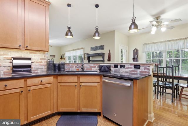 2 TIMOTHY DR, Newtown, PA 18940