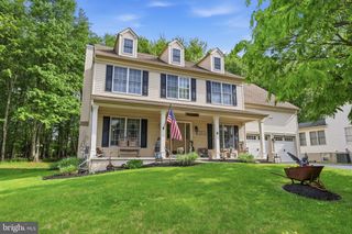 2 TIMOTHY DR, Newtown, PA 18940