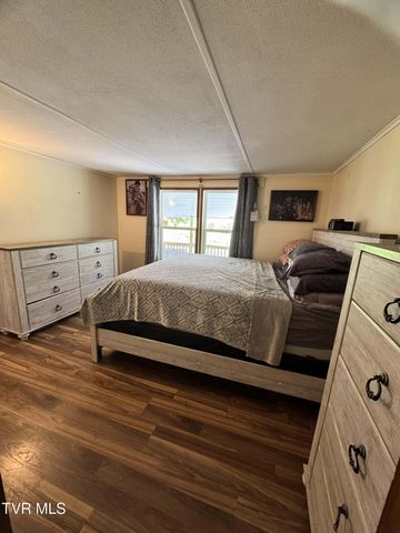 138 Reynolds Drive, Clintwood, VA 24228