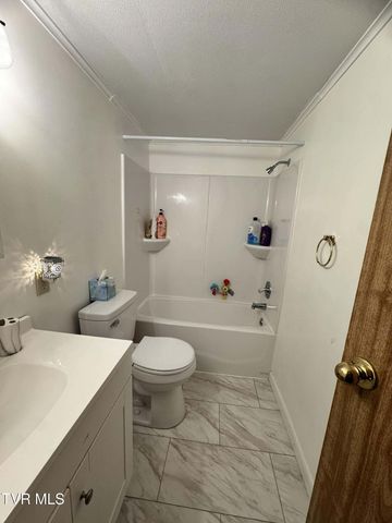 138 Reynolds Drive, Clintwood, VA 24228