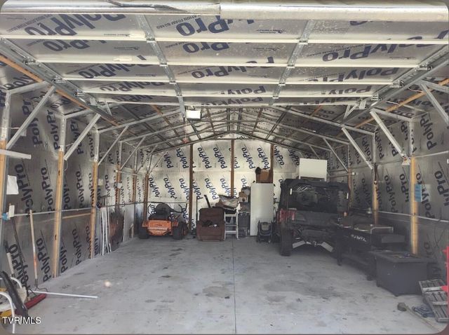 138 Reynolds Drive, Clintwood, VA 24228