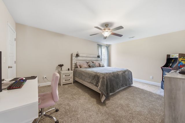 226 Stone Bluff Way, Clarksville, TN 37040