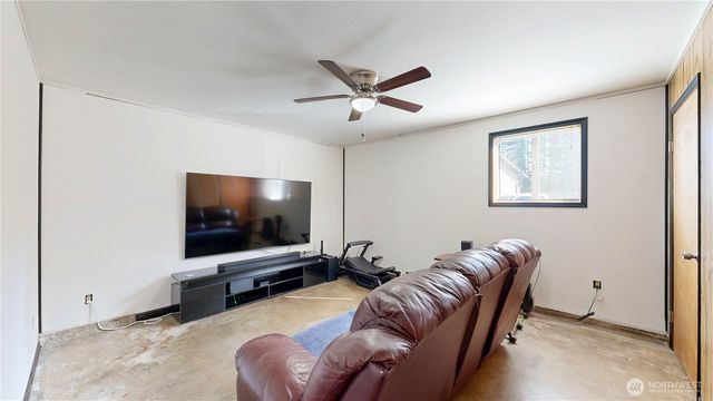 17121 SE 264th Place, Covington, WA 98042