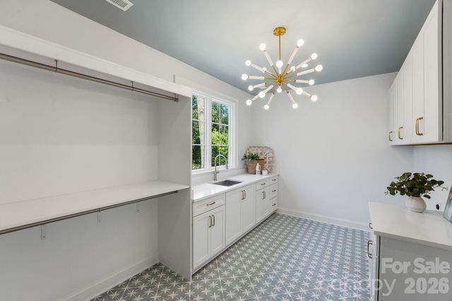 444 Hunter Lane, Charlotte, NC 28211