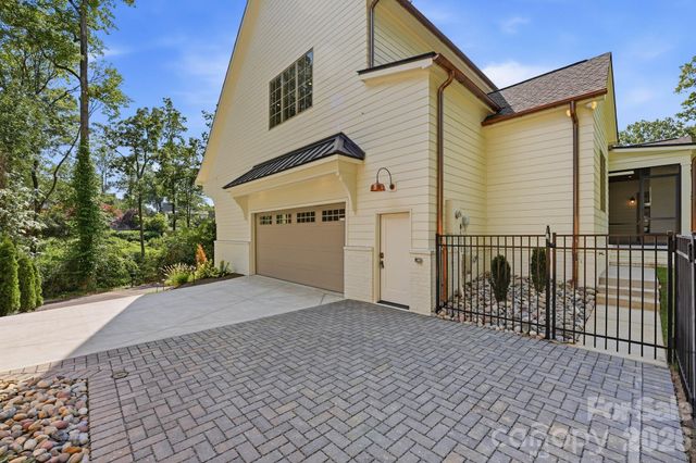 444 Hunter Lane, Charlotte, NC 28211